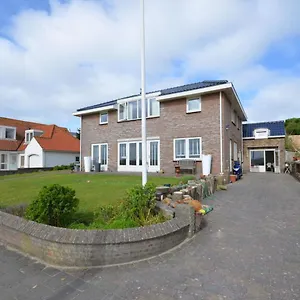 Anne's Family With Private Parking Zandvoort